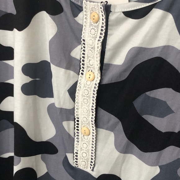 NWT LOVEU.DEAR Embroidered Lace Blouse - Picture 9 of 10